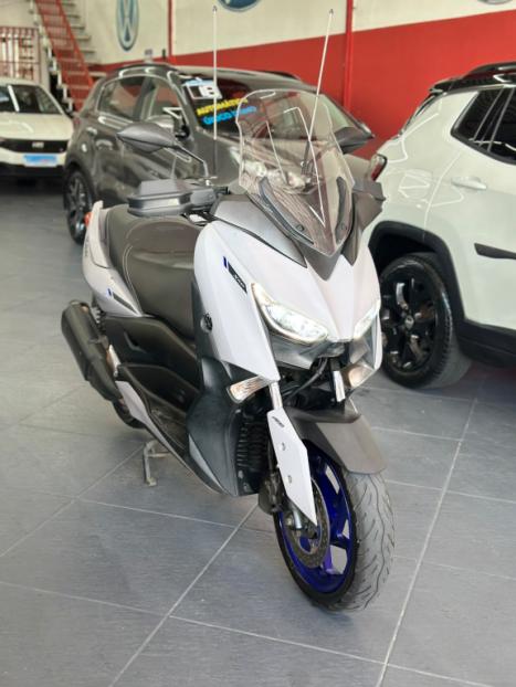 YAMAHA XMax 250 , Foto 4
