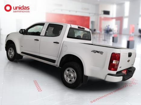 CHEVROLET S10 2.8 16V LS CABINE SIMPLES 4X4 TURBO DIESEL, Foto 3