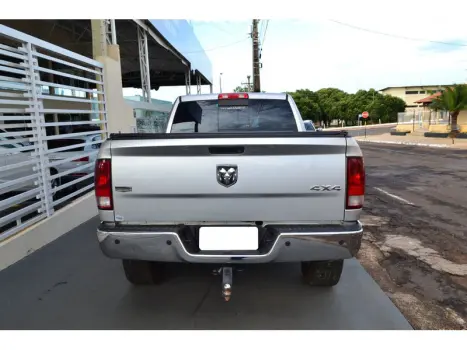 DODGE Ram 6.7 I6 24V 4P 2500 LARAMIE 4X4 TURBODIESEL  AUTOMTICO CABINE DUPLA, Foto 3