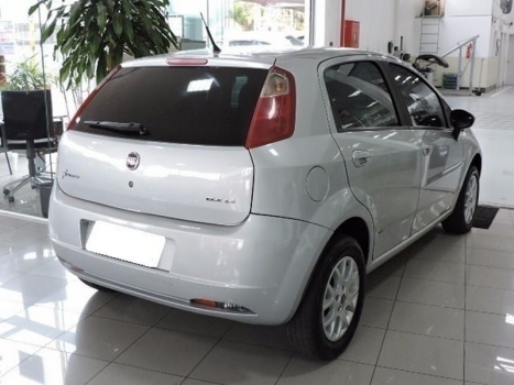 FIAT Punto 1.4 4P ELX FLEX, Foto 2