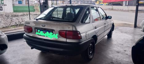 FORD Escort 1.8 16V 4P GL, Foto 4