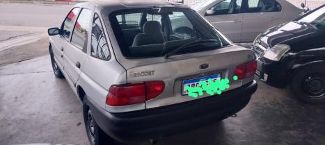 FORD Escort 1.8 16V 4P GL, Foto 5