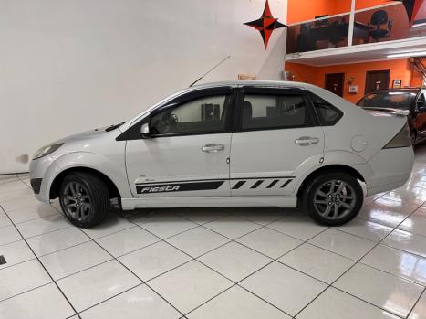 FORD Fiesta Sedan 1.6 4P ROCAM FLEX, Foto 6