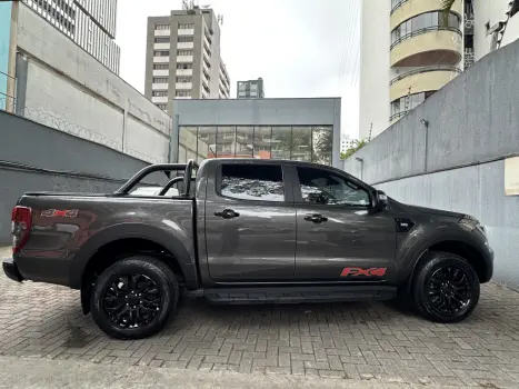 FORD Ranger 3.2 20V FX4 4X4 CABINE DUPLA TURBO DIESEL AUTOMTICO, Foto 7