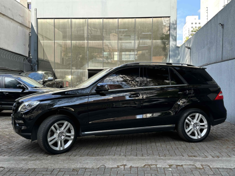 MERCEDES-BENZ ML 350 3.0 V6 24V 4P 4X4 CDI SPORT TURBO DIESEL AUTOMTICO, Foto 9