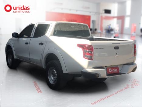 MITSUBISHI L 200 Triton , Foto 5