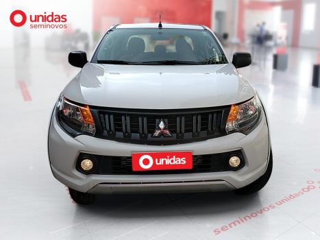 MITSUBISHI L 200 Triton 2.4 16V FLEX GL CABINE DUPLA, Foto 8