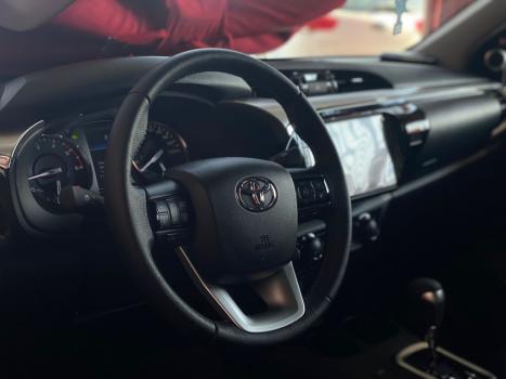 TOYOTA Hilux Caminhonete 2.8 16V SRX PLUS 4X4 TURBO DIESEL CABINE DUPLA AUTOMTICO, Foto 8
