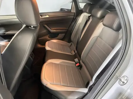VOLKSWAGEN Nivus 1.0 4P FLEX 200 TSI HIGHLINE TURBO AUTOMTICO, Foto 8