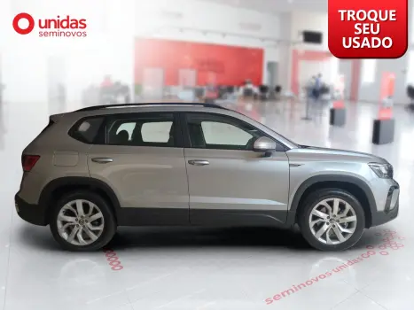 VOLKSWAGEN Taos 1.4 16V 4P FLEX 250 TSI CONFORTLINE AUTOMTICO, Foto 8