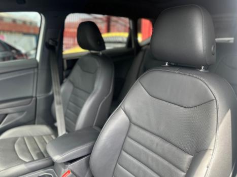VOLKSWAGEN Taos 1.4 16V 4P FLEX 250 TSI HIGHLINE AUTOMTICO, Foto 8