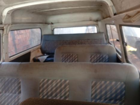 VOLKSWAGEN Kombi 1.4 FLEX STD LOTA��O 12 LUGARES, Foto 2