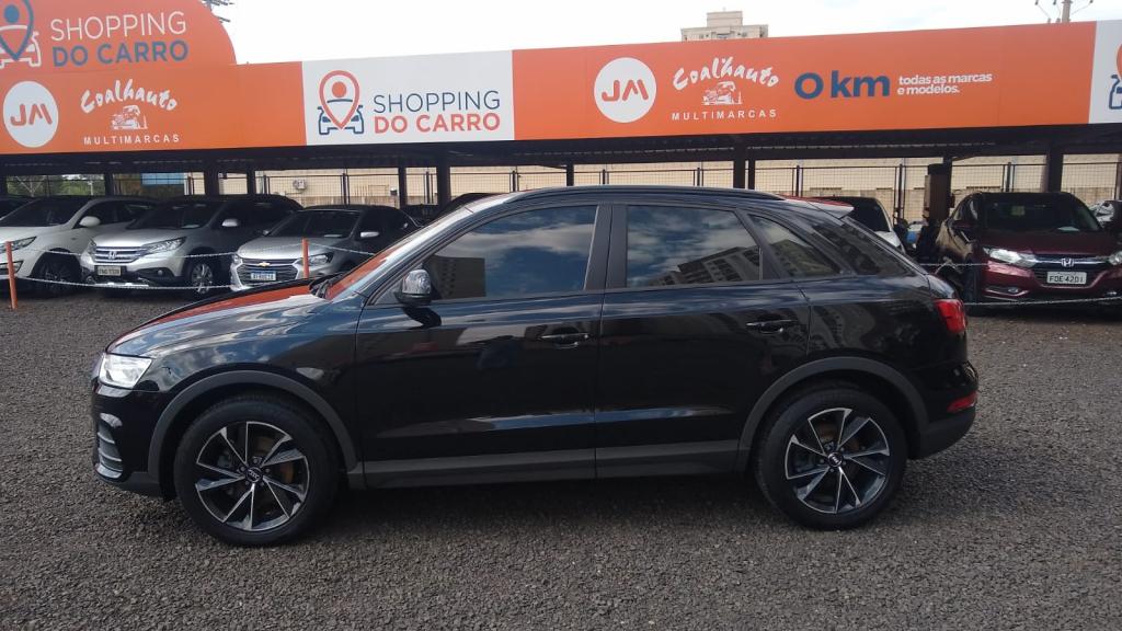 AUDI Q3 - Foto