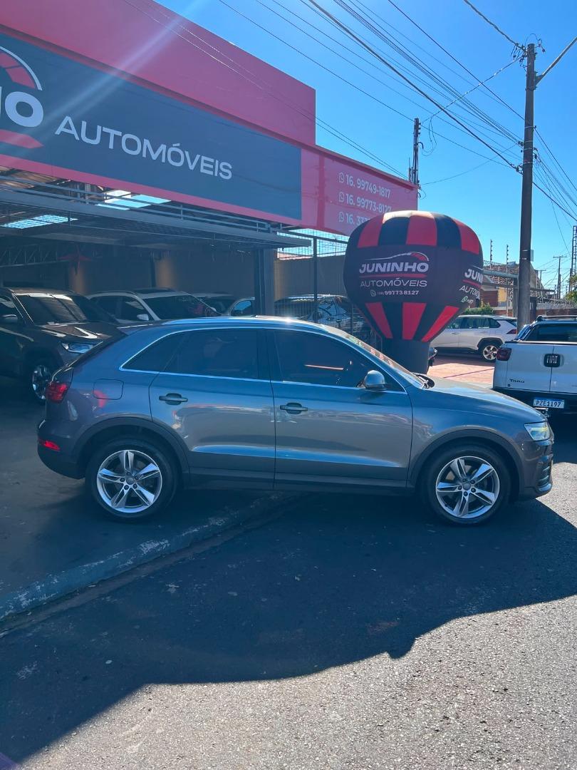 AUDI Q3 - Foto