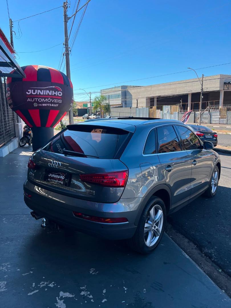 AUDI Q3 - Foto