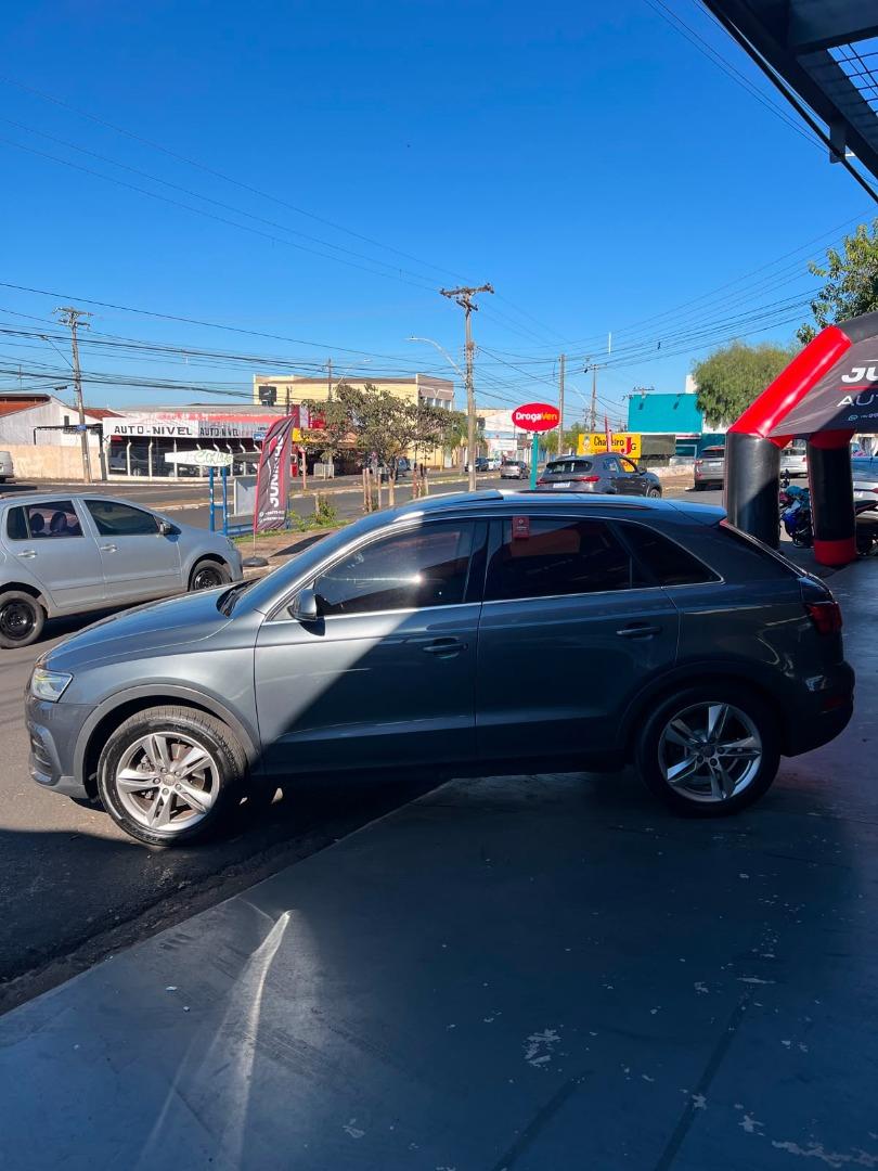 AUDI Q3 - Foto