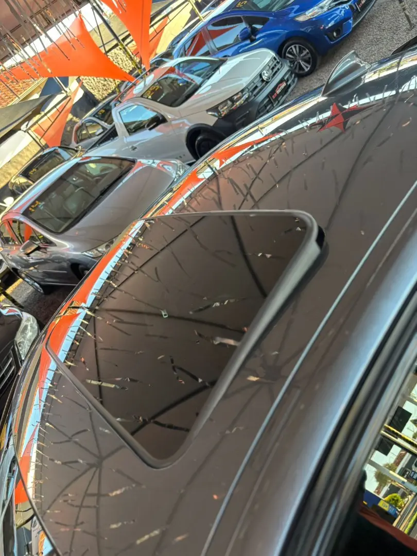 BMW 320I - Foto