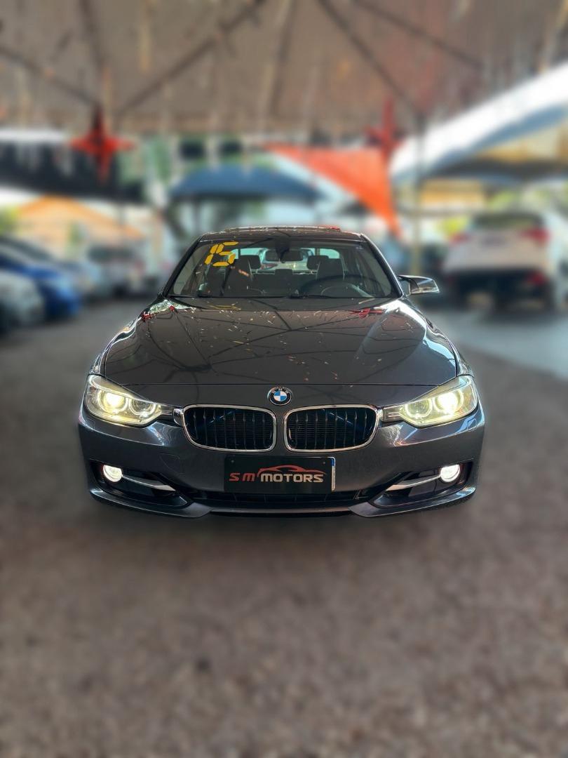 BMW 320I - Foto