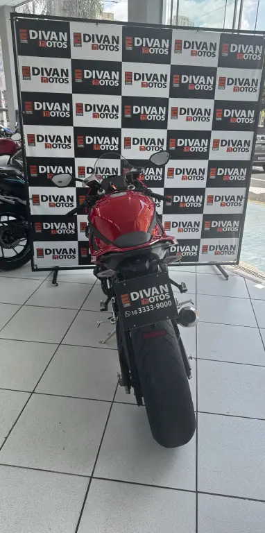 BMW S 1000 RR - Foto