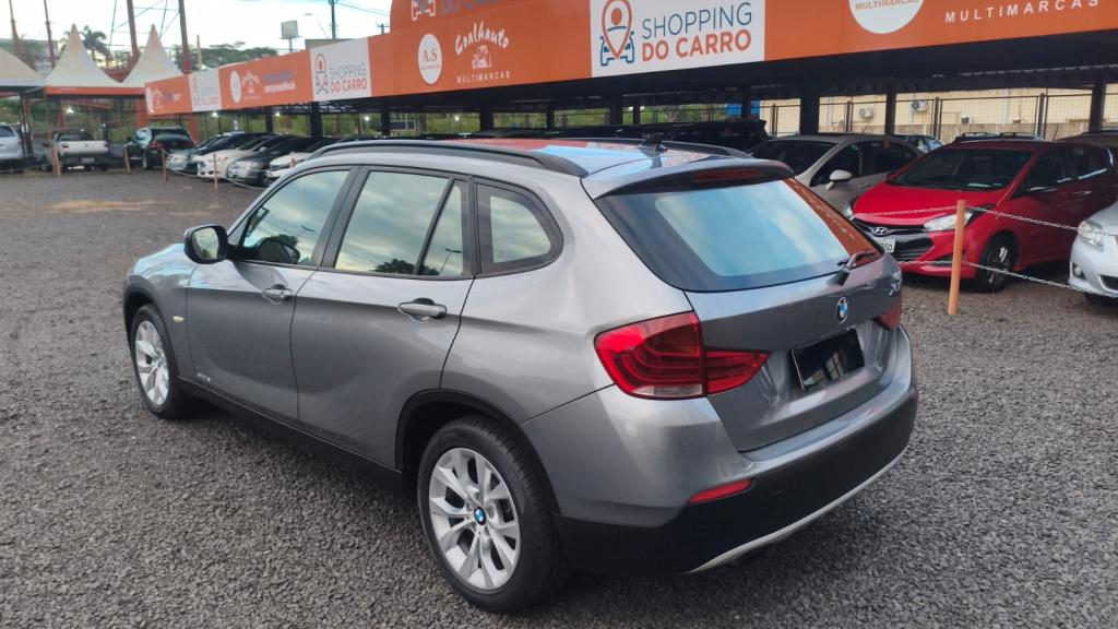 BMW X1 - Foto