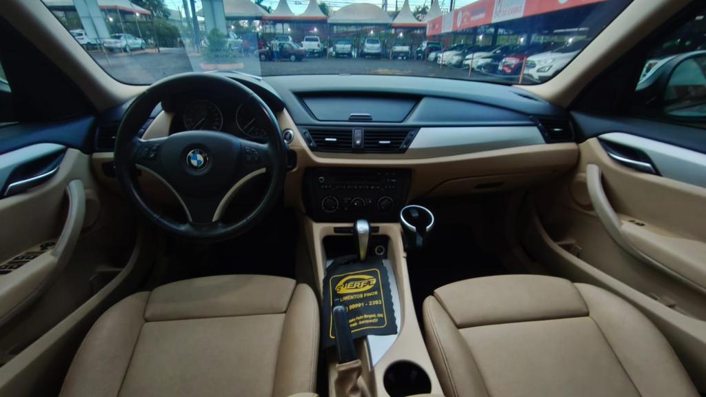 BMW X1 - Foto