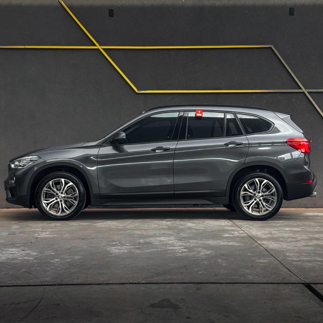 BMW X1 - Foto