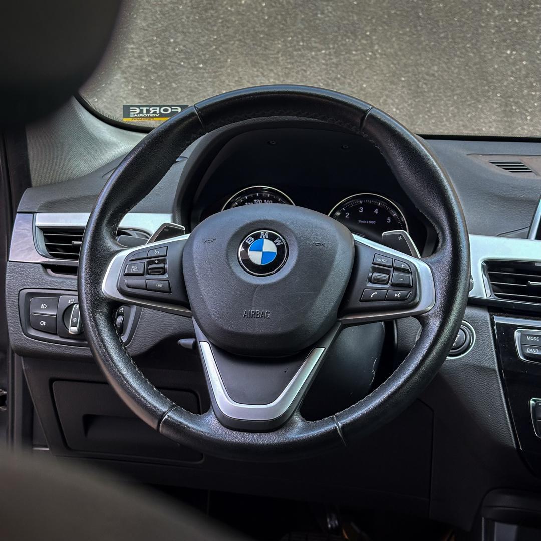 BMW X1 - Foto