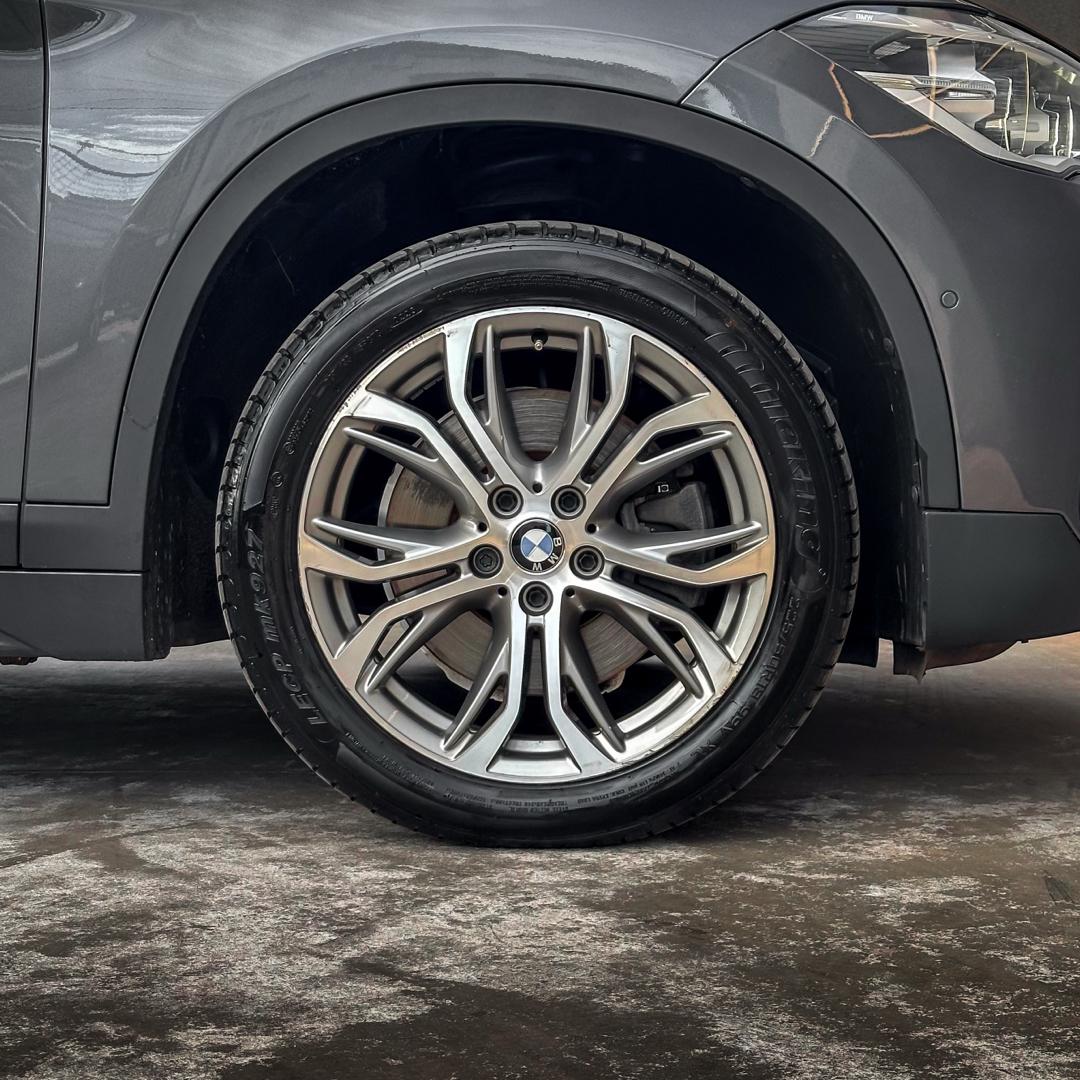 BMW X1 - Foto