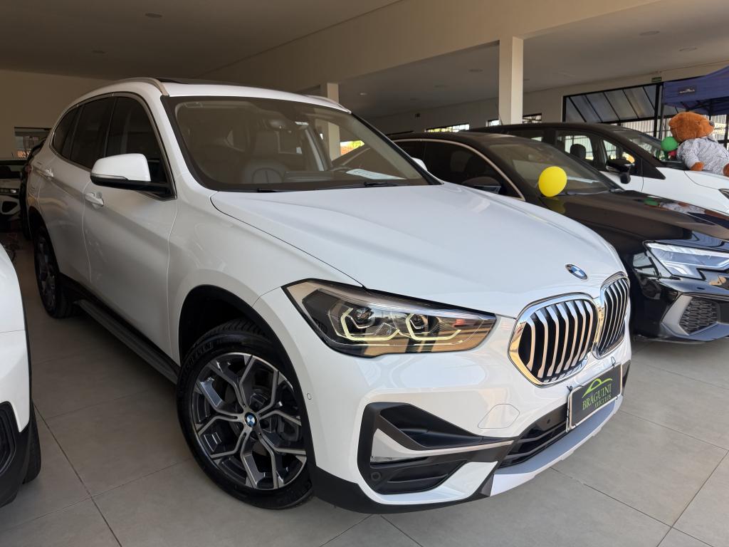 BMW X1 - Foto
