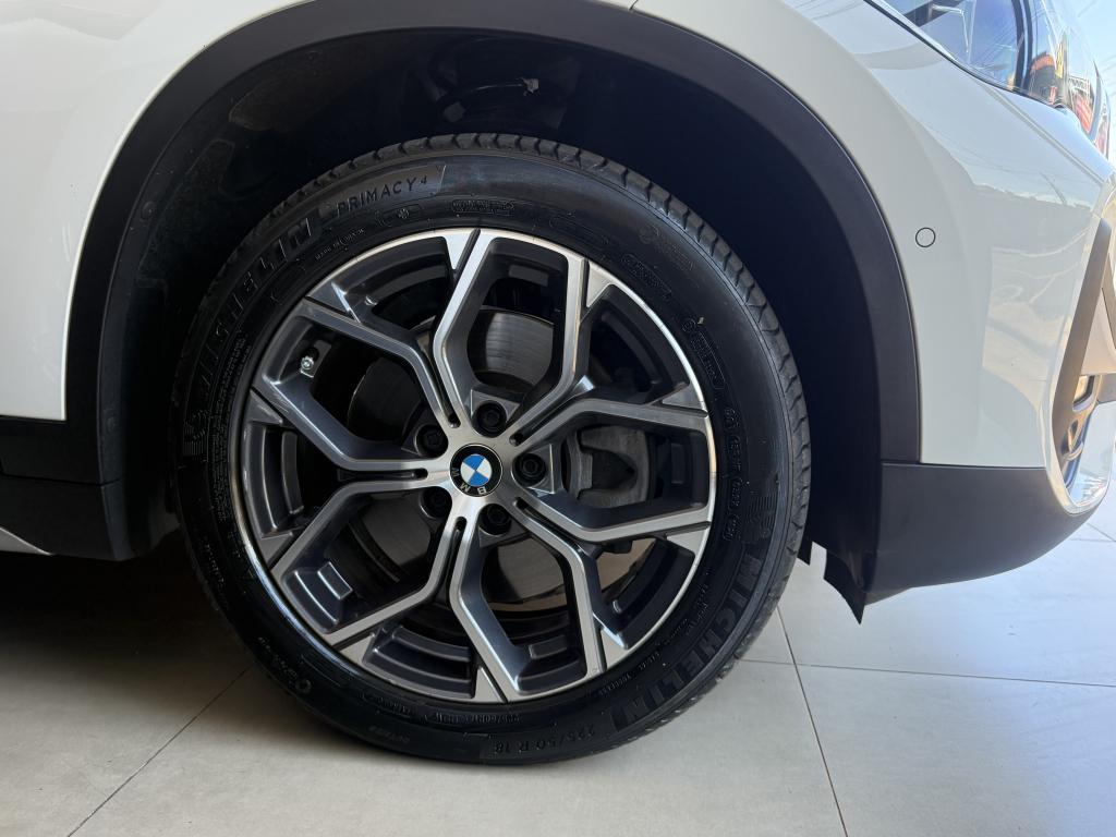 BMW X1 - Foto