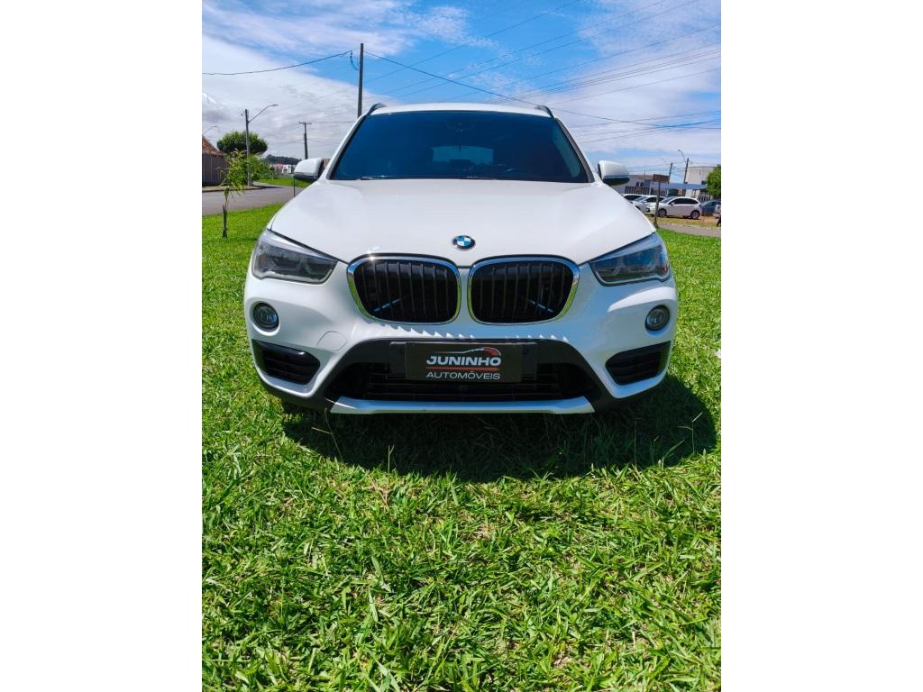 BMW X1 - Foto