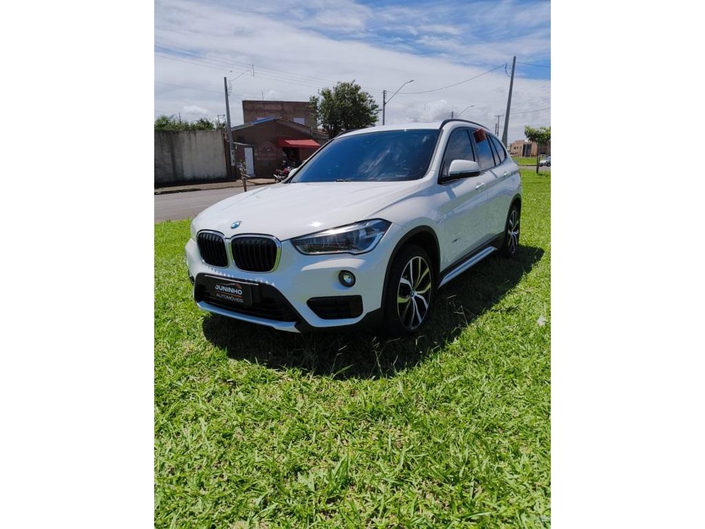 BMW X1 - Foto