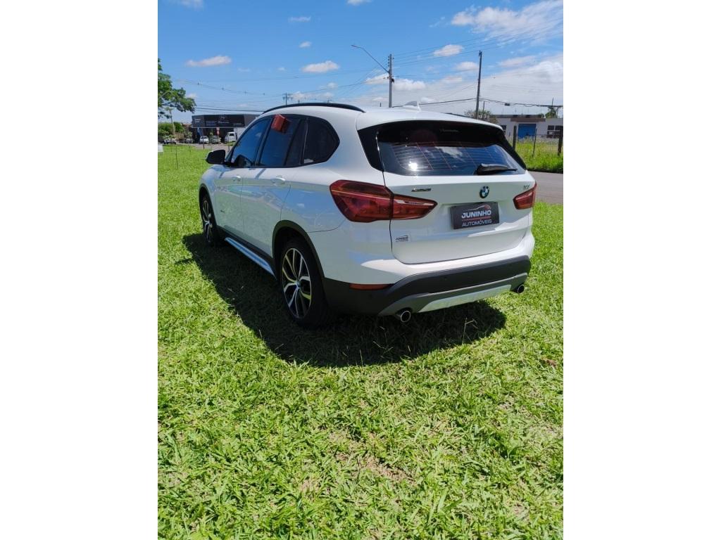BMW X1 - Foto