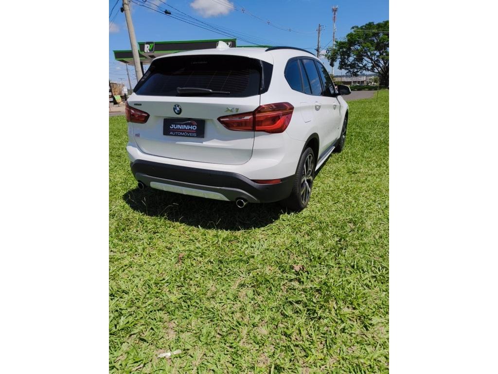 BMW X1 - Foto