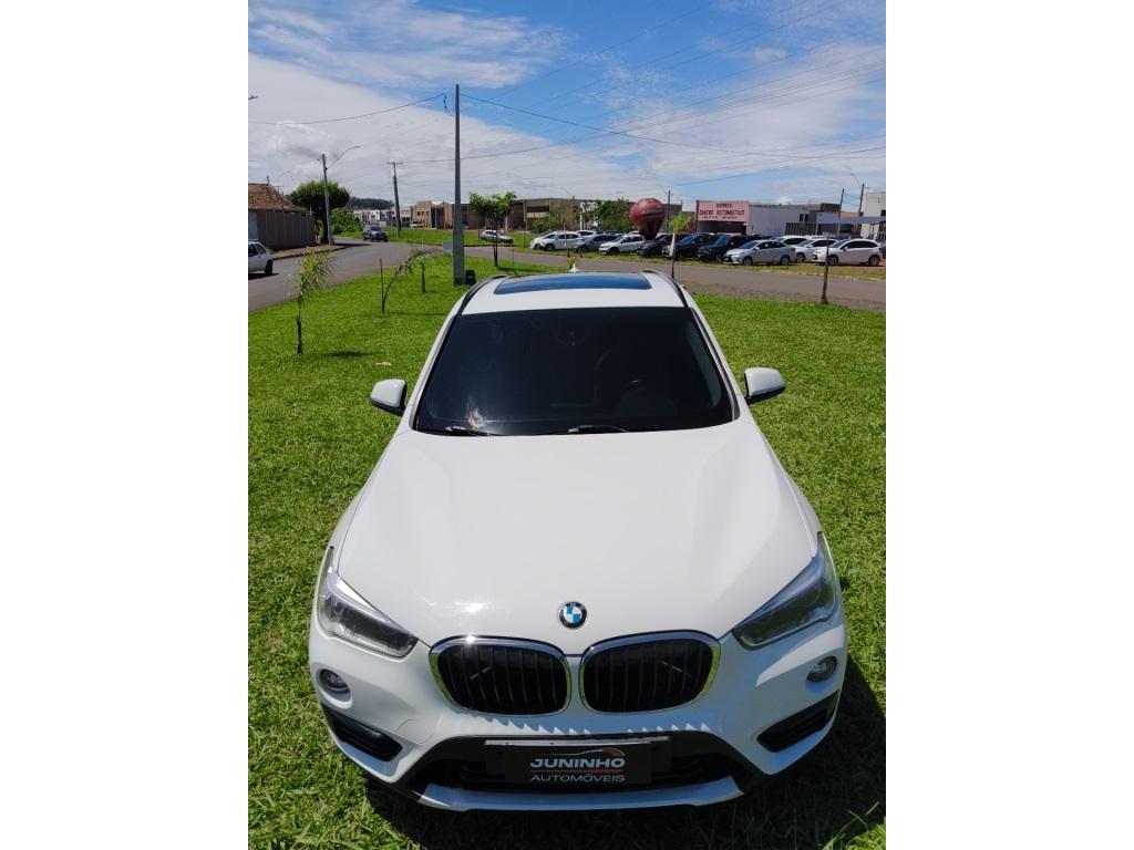 BMW X1 - Foto