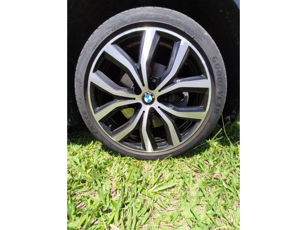 BMW X1 - Foto
