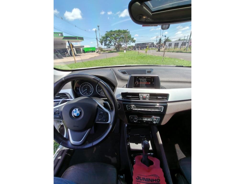 BMW X1 - Foto