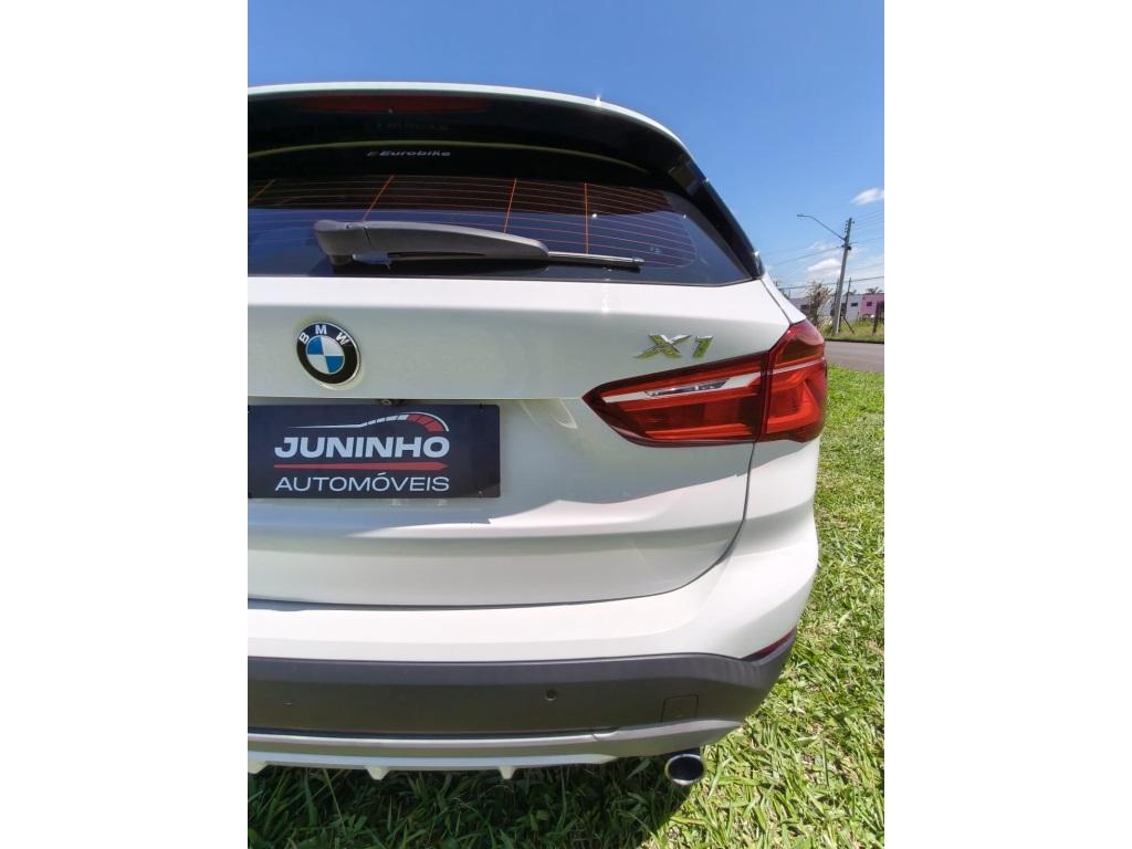 BMW X1 - Foto