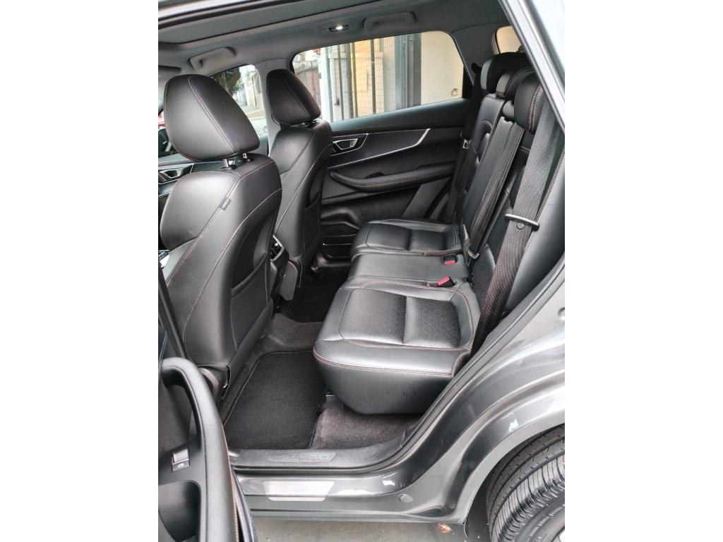 CHERY Tiggo 8 - Foto