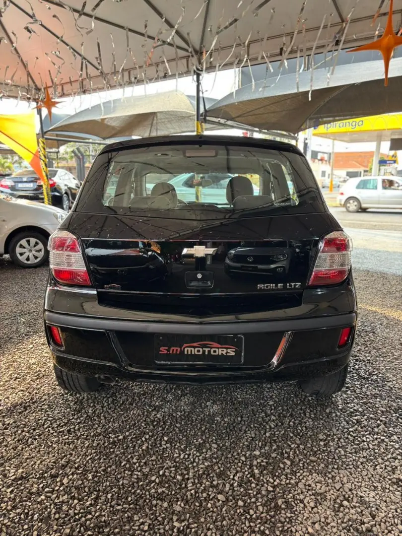 CHEVROLET Agile - Foto