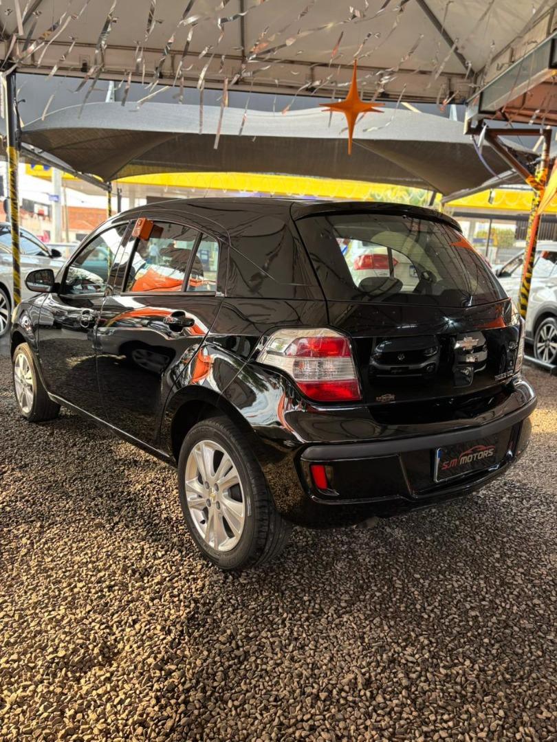 CHEVROLET Agile - Foto