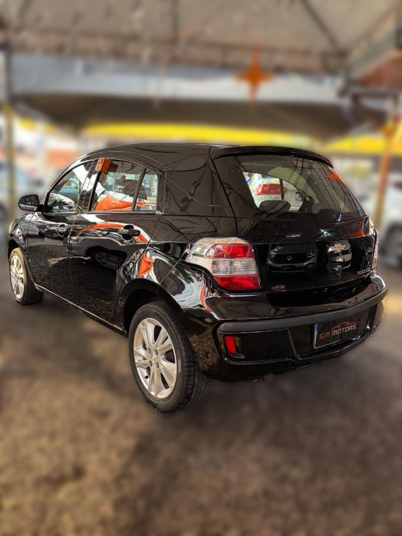 CHEVROLET Agile - Foto