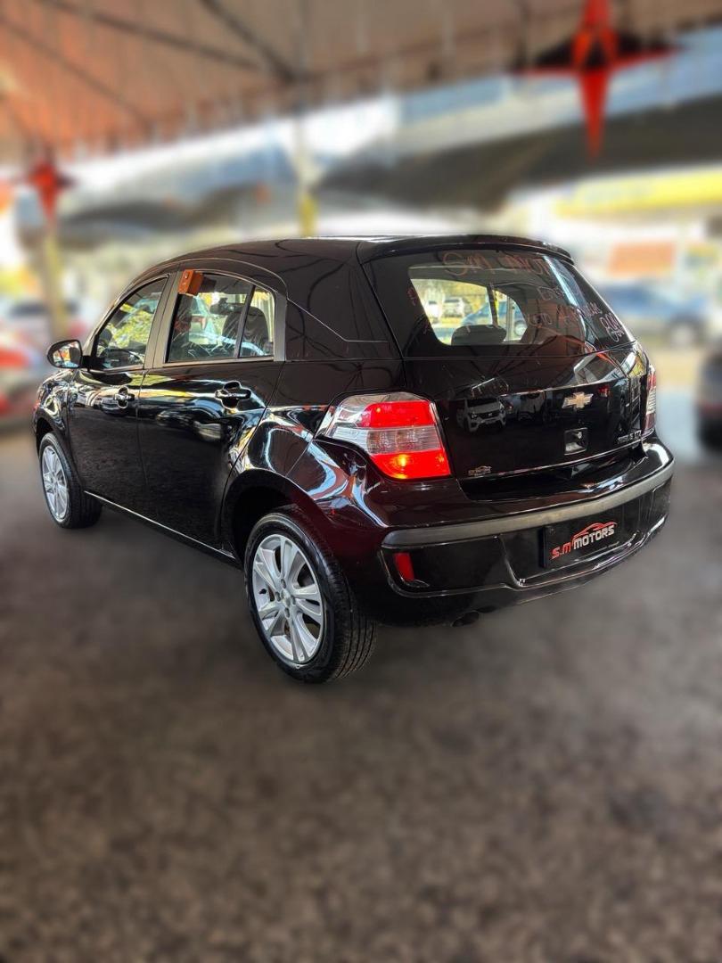 CHEVROLET Agile - Foto