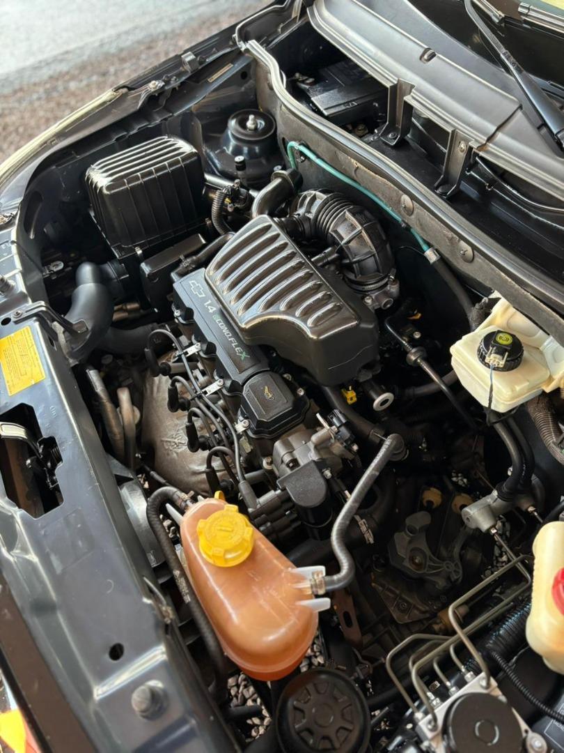 CHEVROLET Agile - Foto