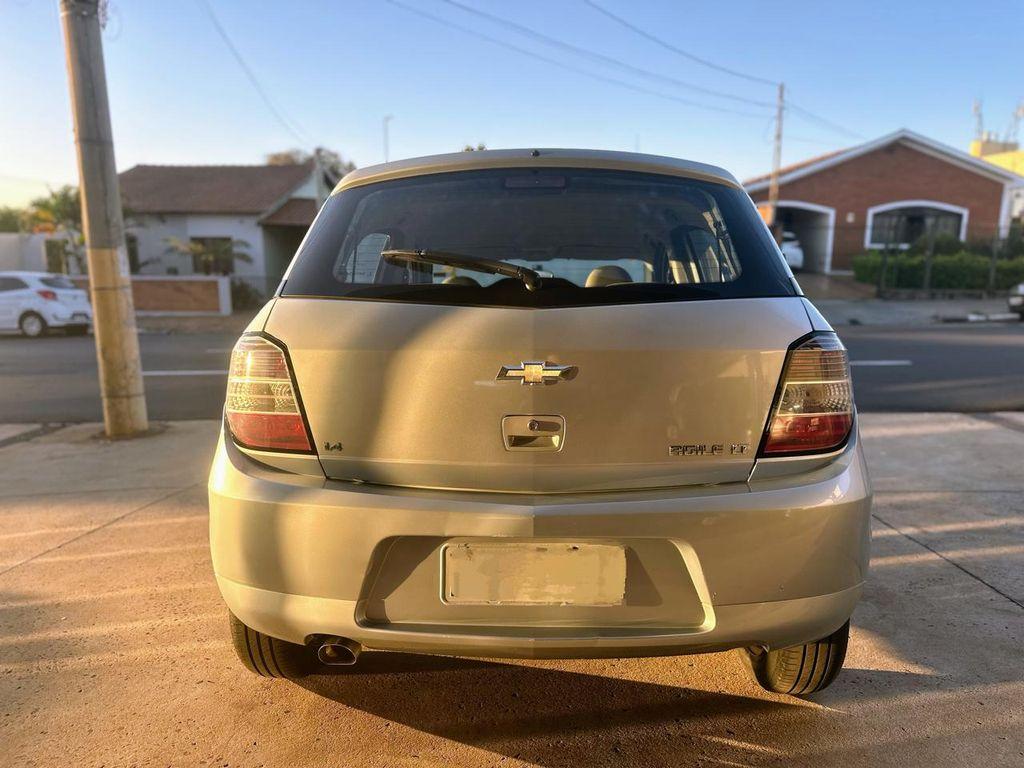 CHEVROLET Agile - Foto