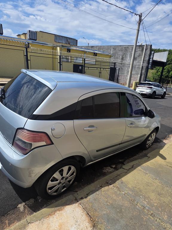 CHEVROLET Agile - Foto