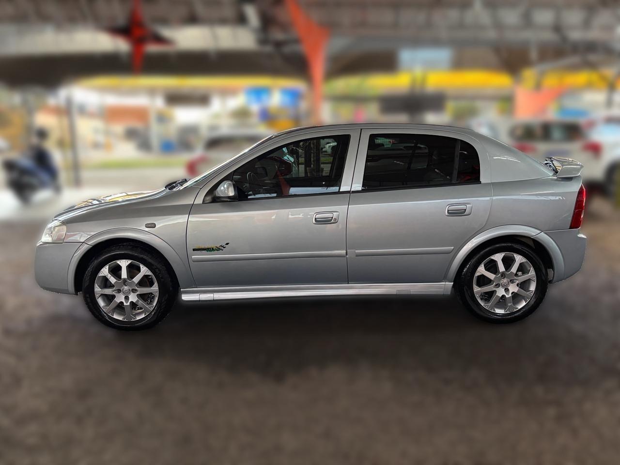 CHEVROLET Astra Hatch - Foto