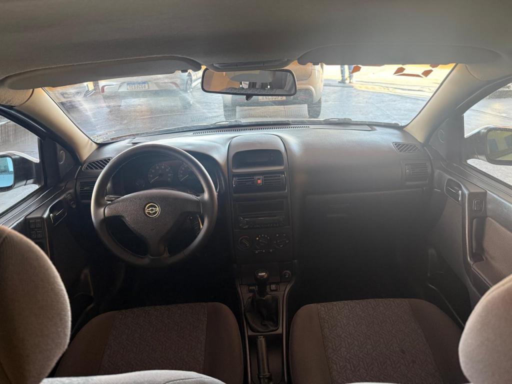CHEVROLET Astra Hatch - Foto