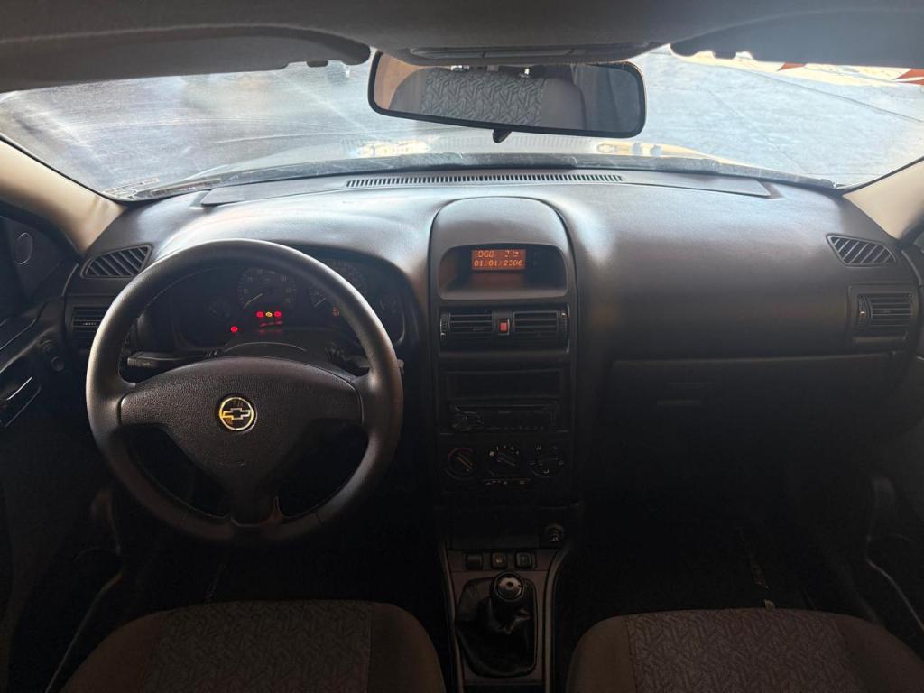 CHEVROLET Astra Hatch - Foto