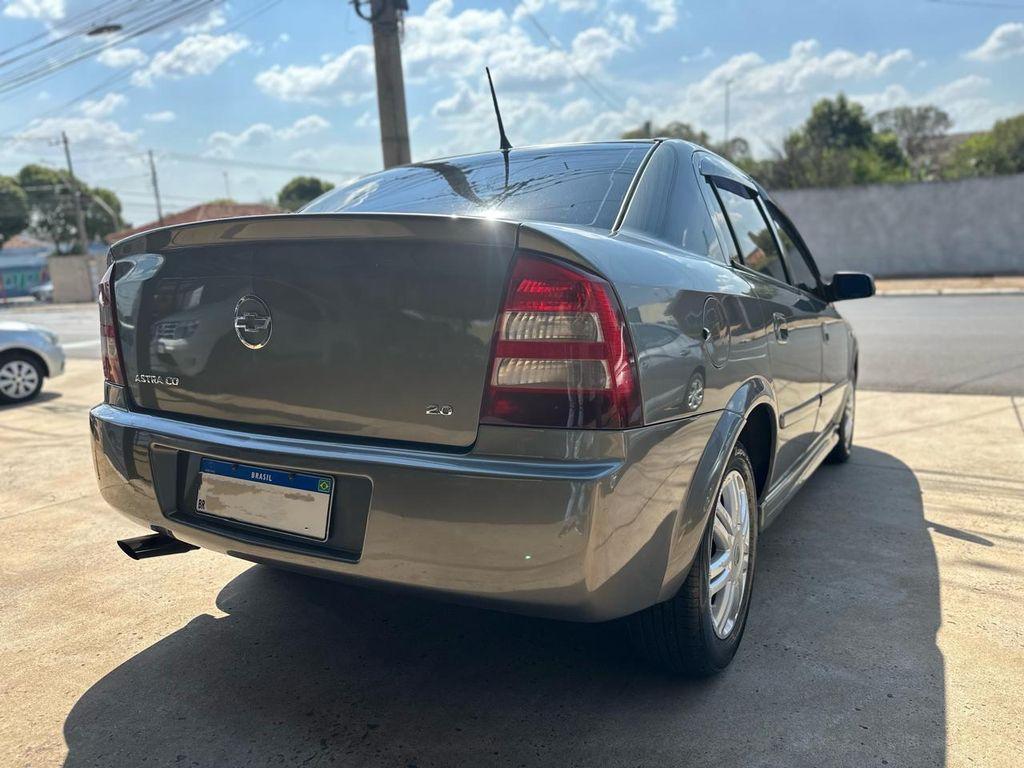 CHEVROLET Astra Sedan - Foto